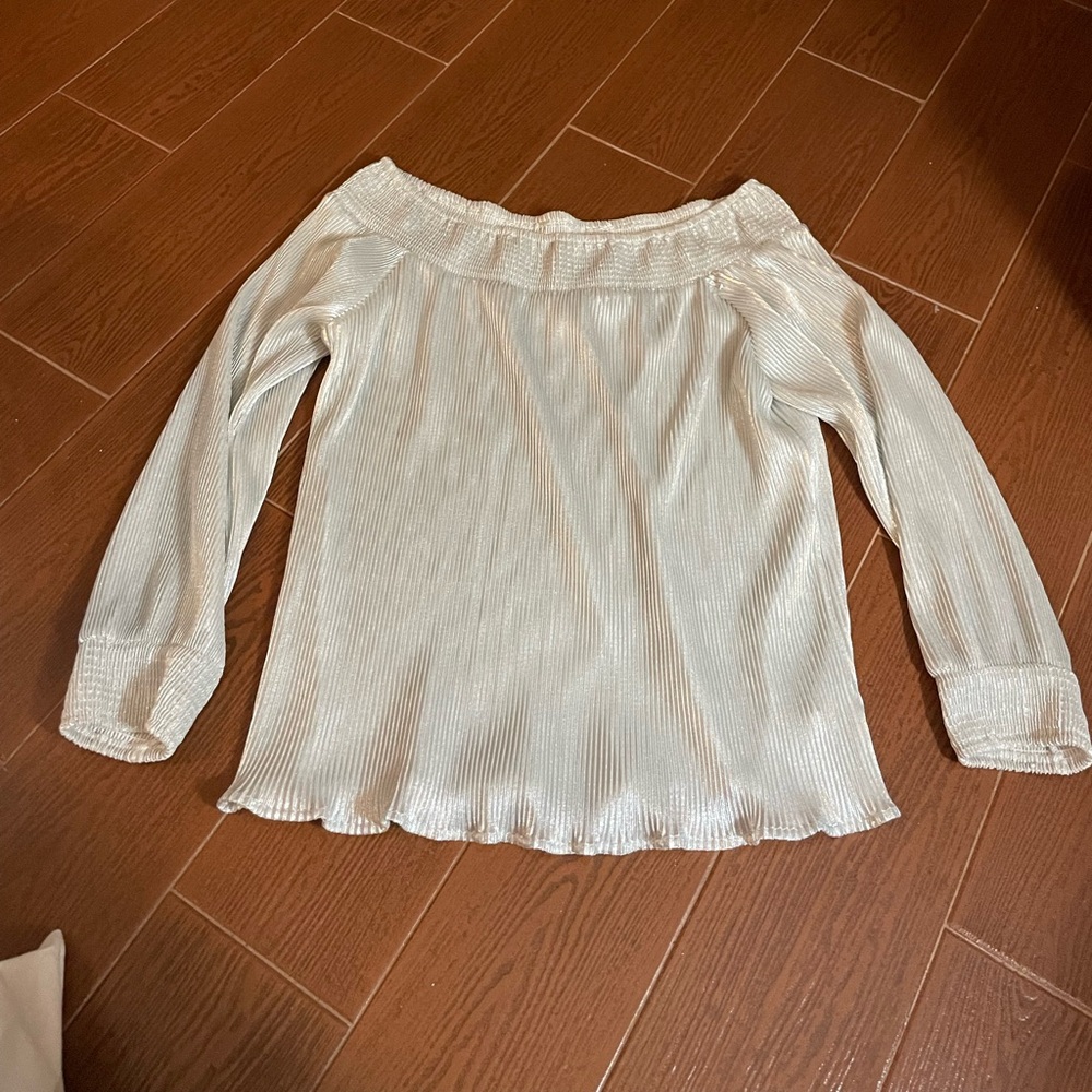 Anthropologie Lulumari shimmer silver elastic on off shoulder pleat blouse sz LG - Picture 5 of 15